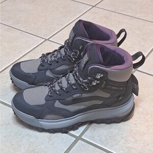 Vans MTE Crestline Waterproof hiking boots - Dark Grey/Purple Wmns 8.5 / Men's 7